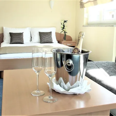Hotel Central Slavonski Brod Extérieur photo