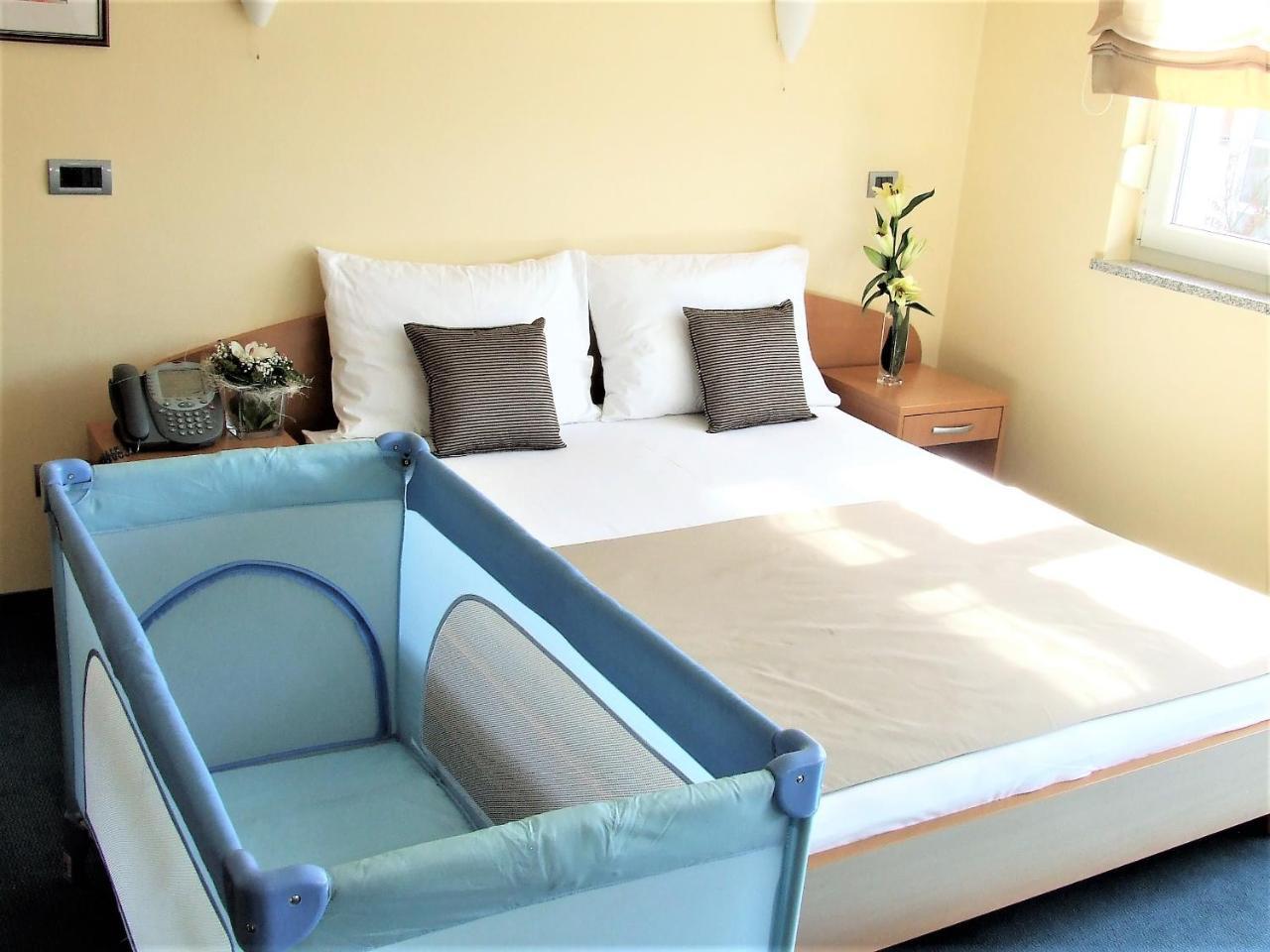 Hotel Central 3*